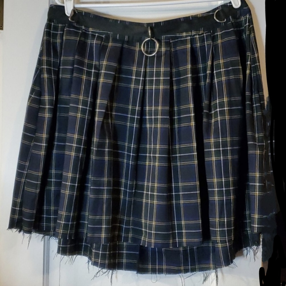 NWOT Dolls Kill Current Mood 1X plaid skirt